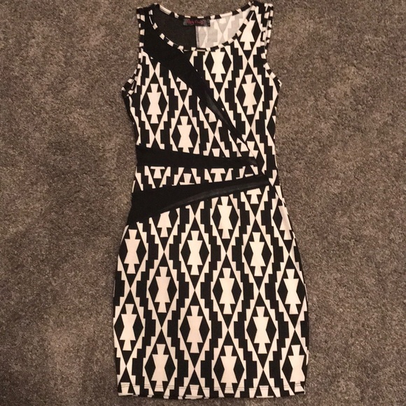 Body Central Dresses & Skirts - 5 FOR 25 Body Central dress